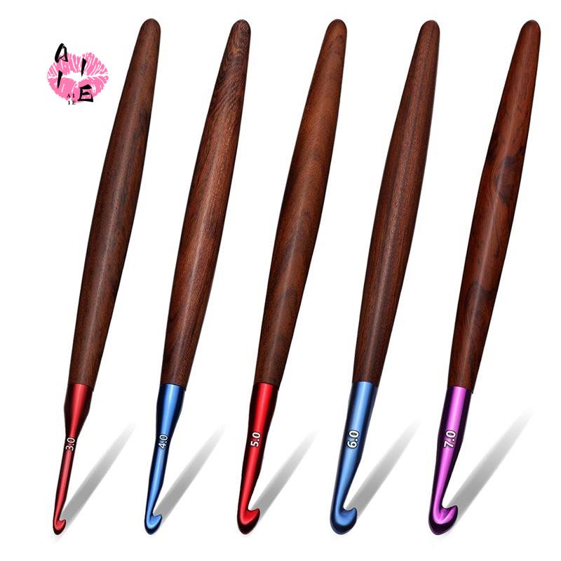 Wooden Crochet Hooks Ergonomic Handle - Set di uncinetti A11E, uncinetti con