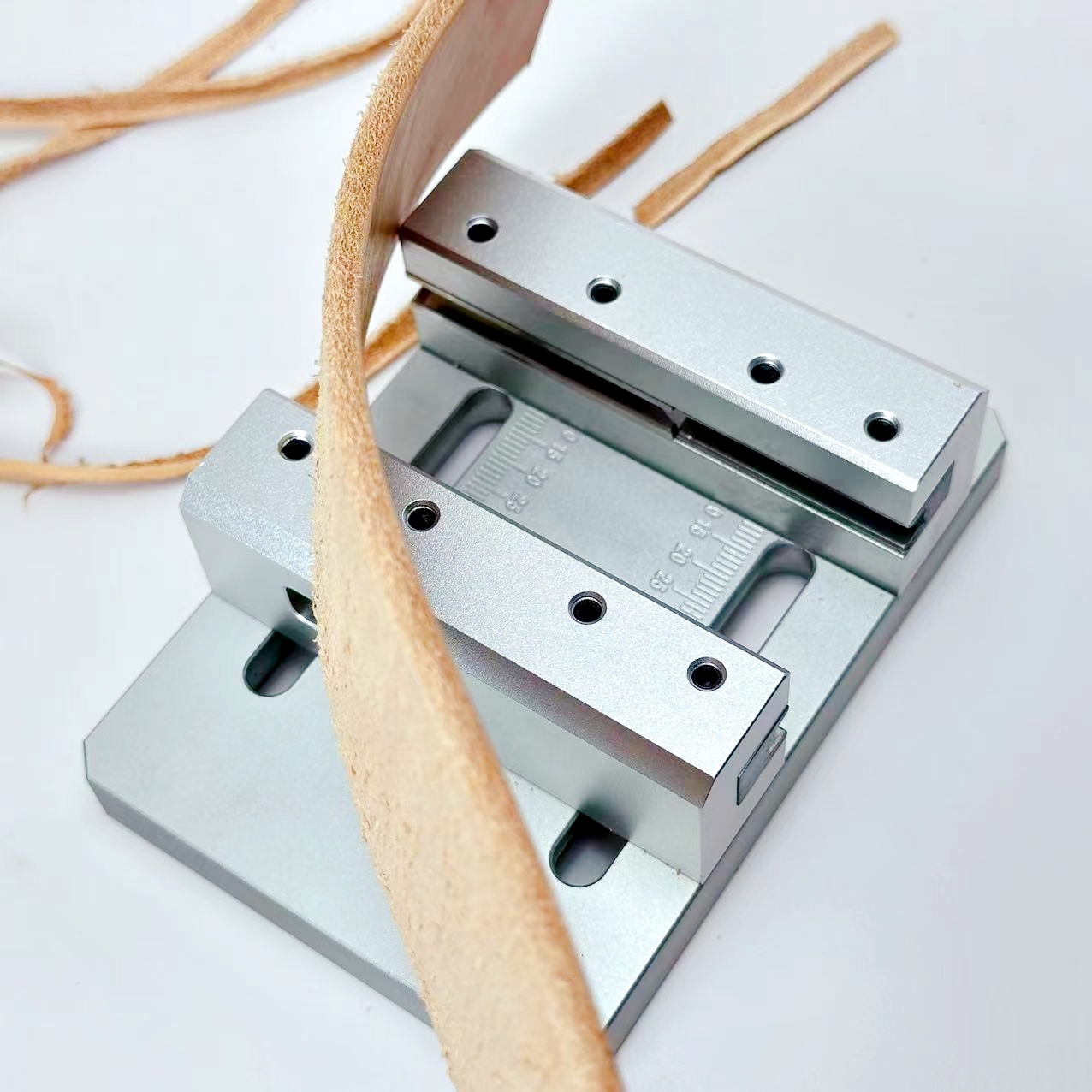Craft Tools - Macchina per rifilare i bordi delle