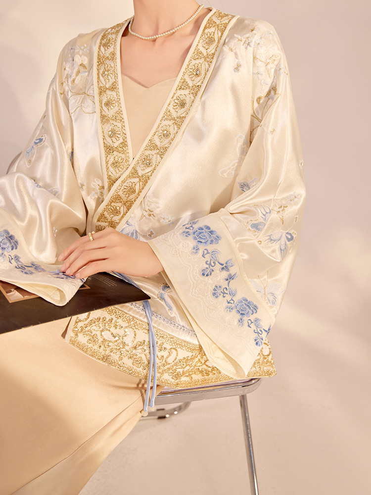 Giacca Larga di Lusso con Rica - Embroidery recensione e prezzo