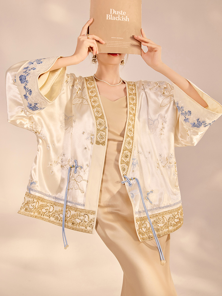 Giacca Larga di Lusso con Rica - Embroidery recensione e prezzo