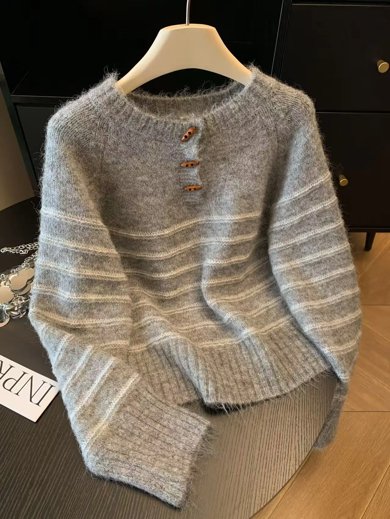 Maglione da Donna in Lana e Ca - Embroidery recensione e prezzo