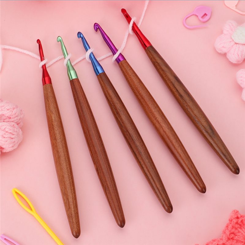 A59Z-Ganci ergonomici con impu - Wooden Crochet Hooks Ergonomic Handle recensione e prezzo