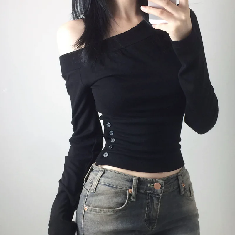T-shirt vintage Y2K con botton - Embroidery recensione e prezzo
