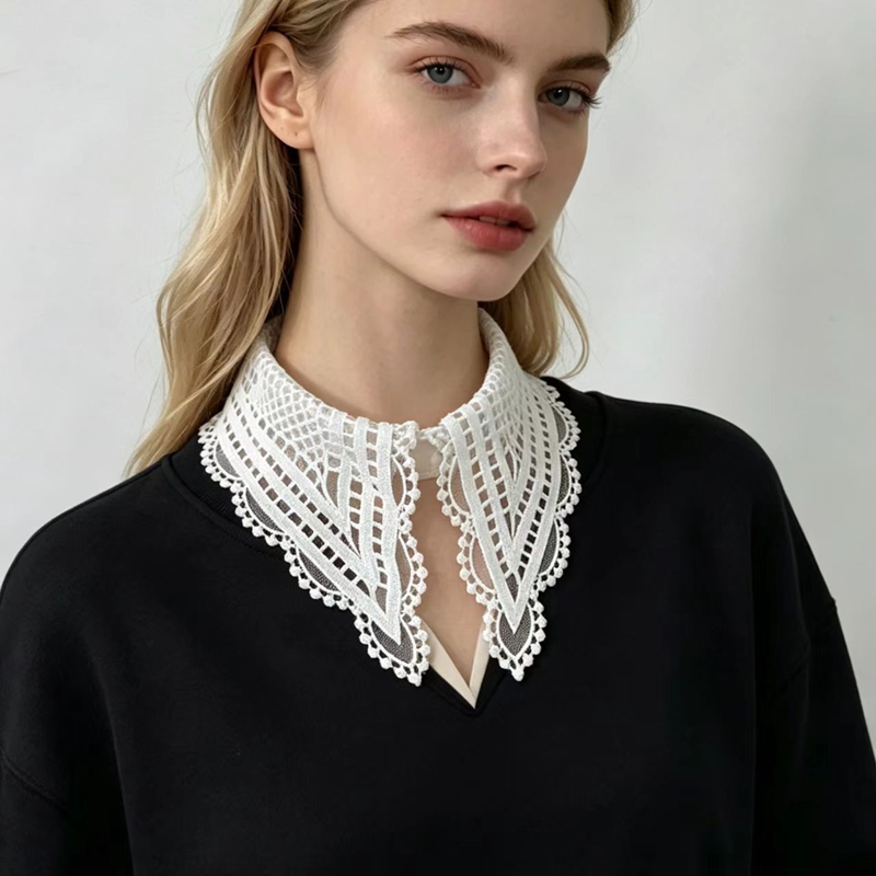 Colletto Finto Bianco da Donna - Embroidery recensione e prezzo